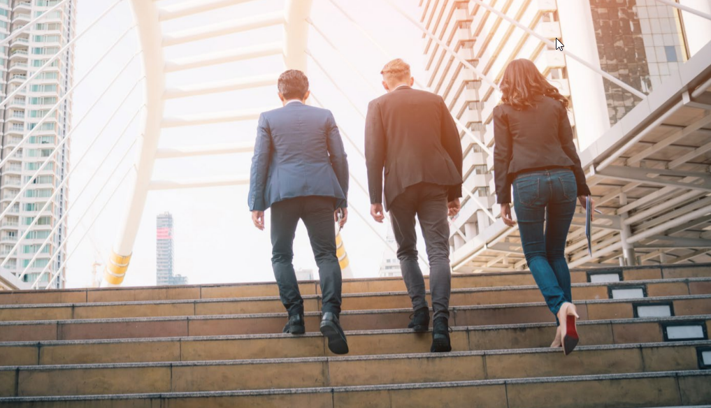 business-leaders-eye-growth